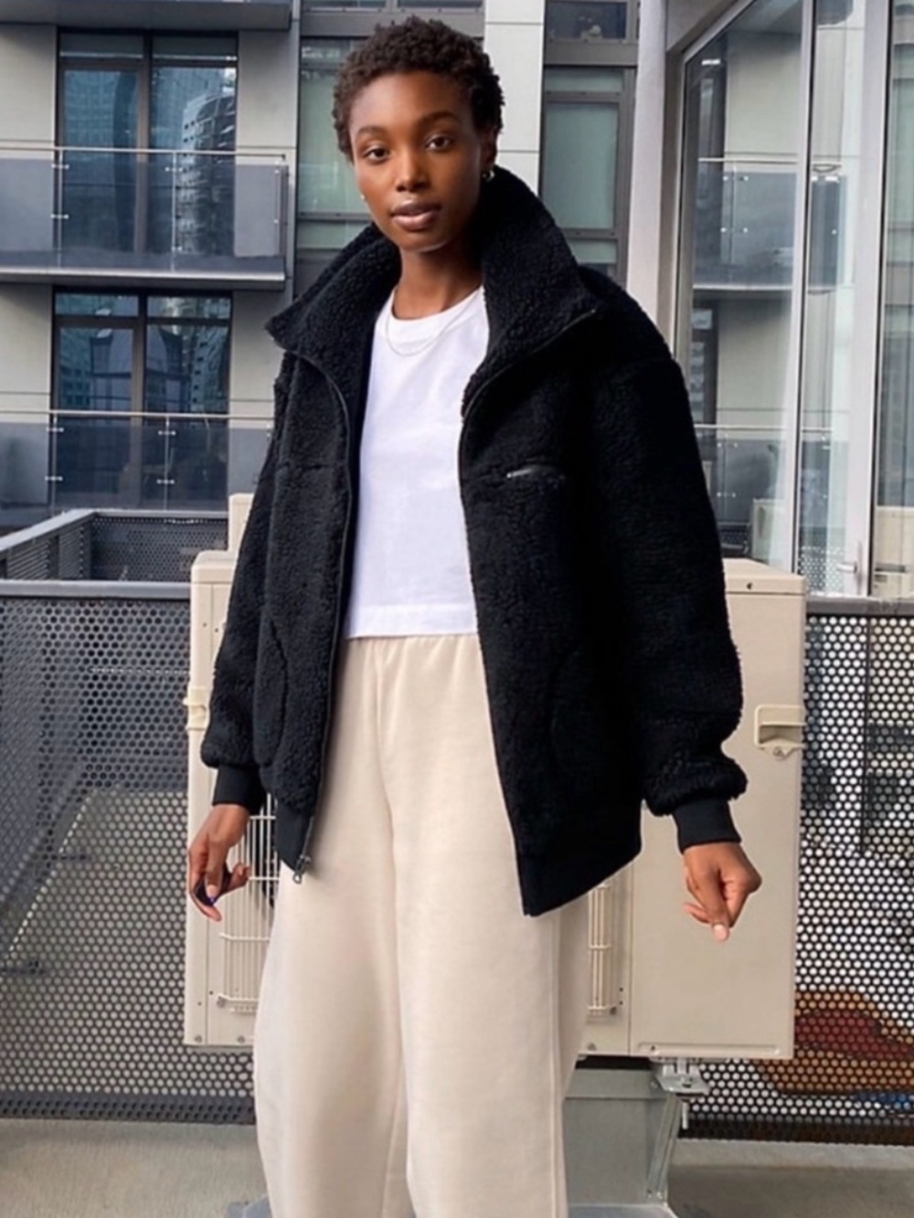 Aritzia Wilfred Free Black Teddy Sherpa Zip-Up Jacket